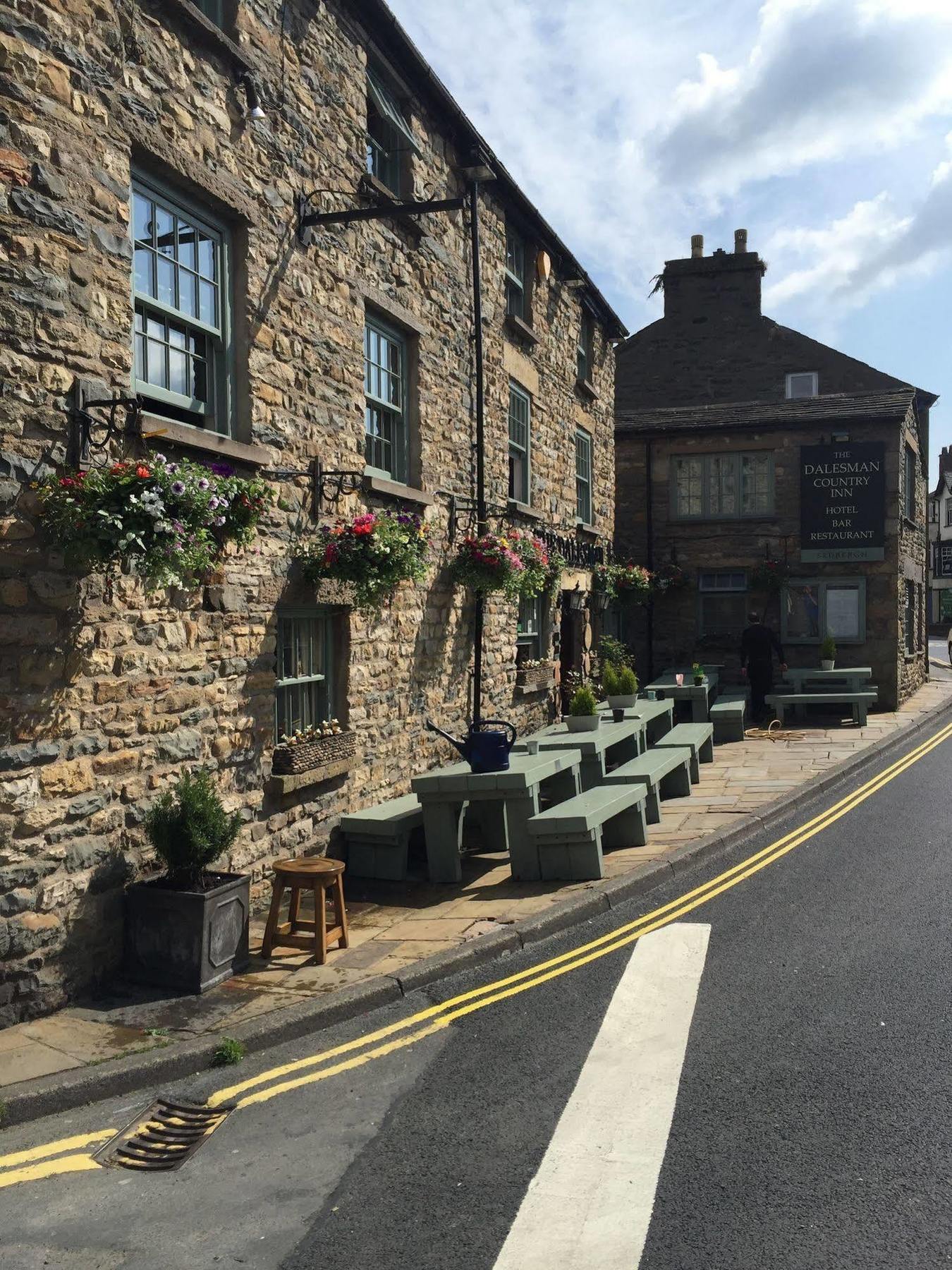 The Dalesman Country Inn Sedbergh Extérieur photo