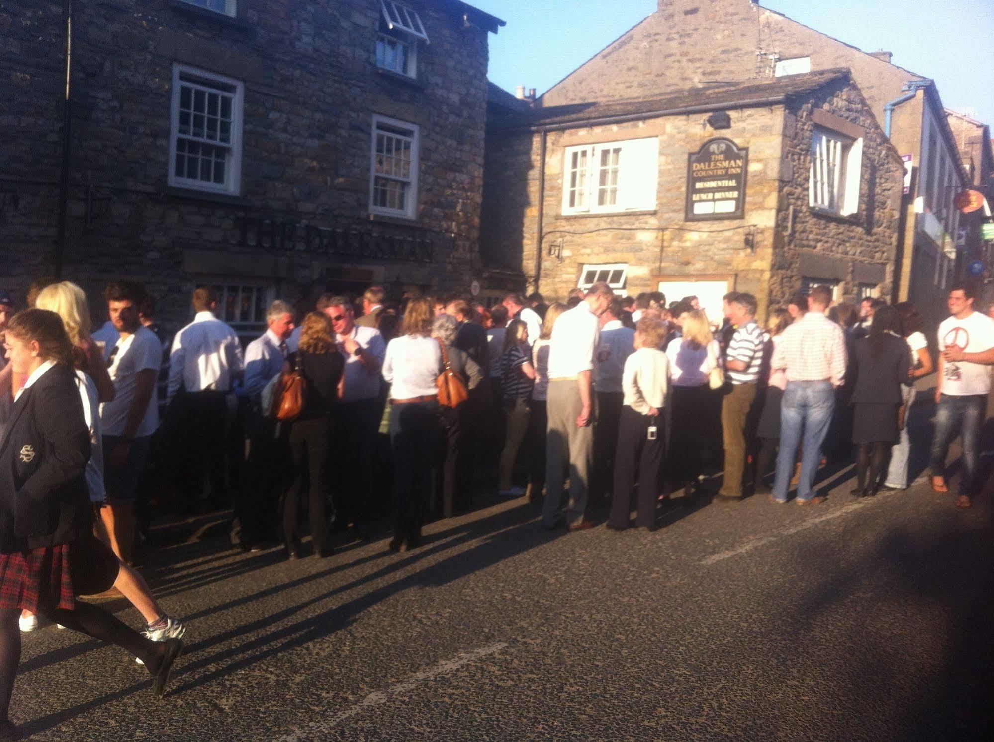 The Dalesman Country Inn Sedbergh Extérieur photo